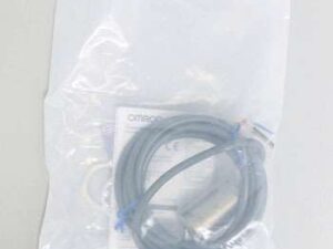 E2EM-X8C1 Cảm biến tiệm cận Omron