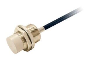Cảm biến tiệm cận E2E NEXT series Omron E2E-X18MC130 2M
