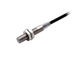 Cảm biến tiệm cận E2E NEXT series Omron E2E-X2C1L8 2M