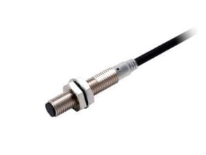 Cảm biến tiệm cận E2E NEXT series Omron E2E-X4B1TL8 2M