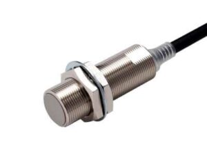 Cảm biến tiệm cận E2E NEXT series Omron E2E-X5B3DL18 2M