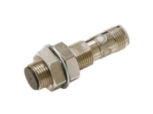 Cảm biến tiệm cận E2E NEXT series Omron E2E-X6B1D12-M1