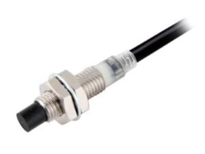 Cảm biến tiệm cận E2E NEXT series Omron E2E-X6MD28 2M