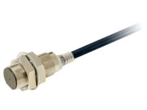Cảm biến tiệm cận E2E NEXT series Omron E2E-X8B3D18 2M