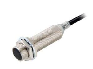 Cảm biến tiệm cận E2E NEXT series Omron E2E-X8C3L18 2M