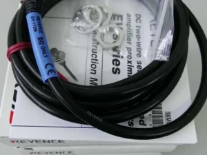 Cảm biến từ tiệm cận Keyence EV-112M